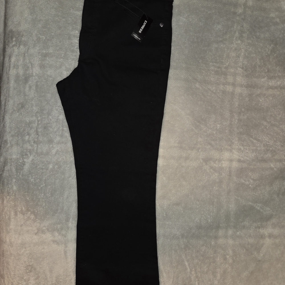 NWT Womens Express Black Jeans Cropped Flare